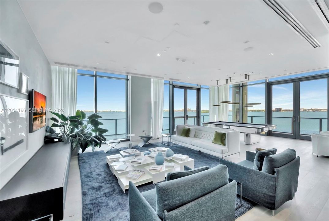 Lounge Area
