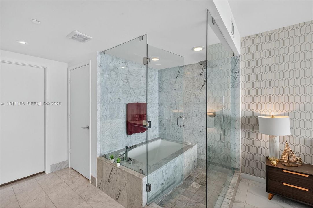 En Venta: $1,690,000 (3 camas, 3 baños, 1526 Pies cuadrados)