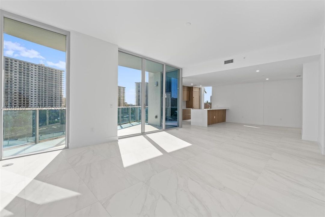 For Sale: $1,750,000 (3 beds, 3 baths, 1964 Square Feet)