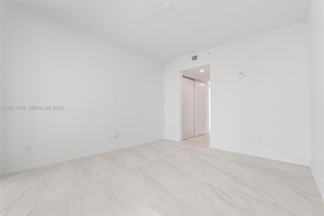 For Sale: $1,750,000 (3 beds, 3 baths, 1964 Square Feet)