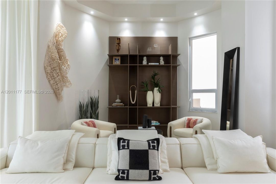 For Sale: $1,975,000 (2 beds, 2 baths, 2093 Square Feet)