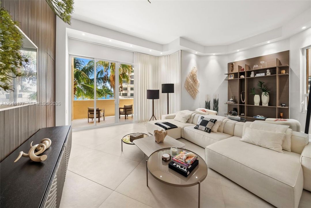 For Sale: $1,975,000 (2 beds, 2 baths, 2093 Square Feet)