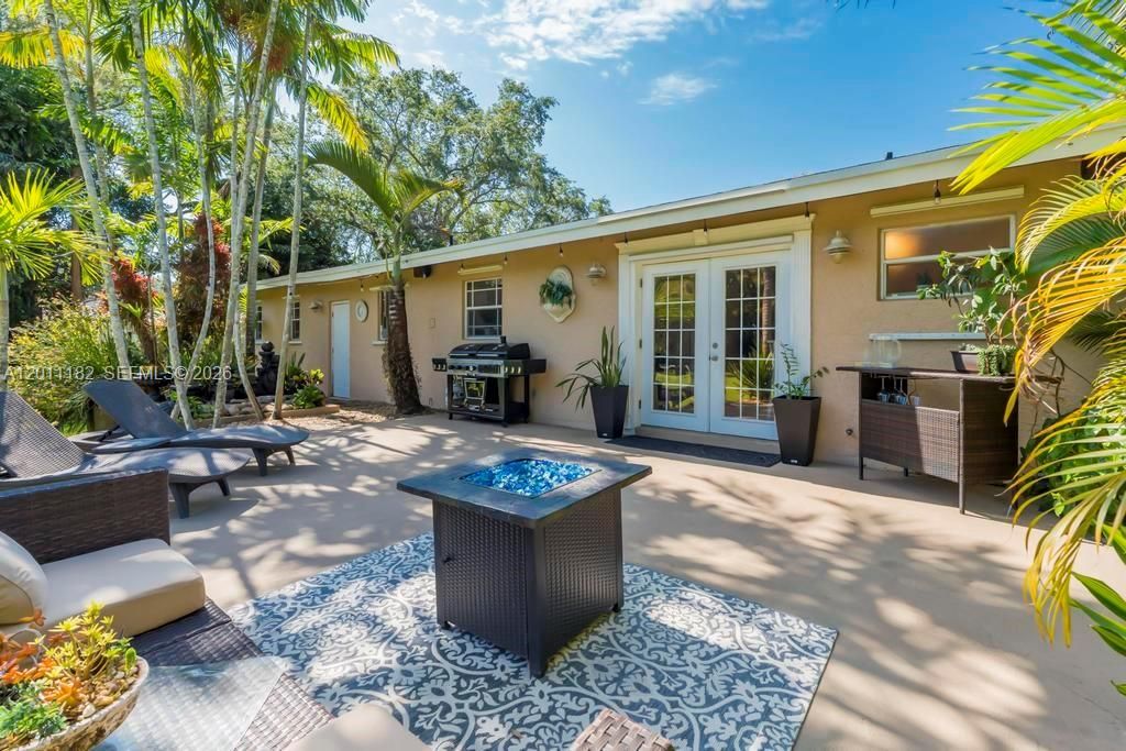 Activo con contrato: $1,250,000 (4 camas, 3 baños, 3193 Pies cuadrados)