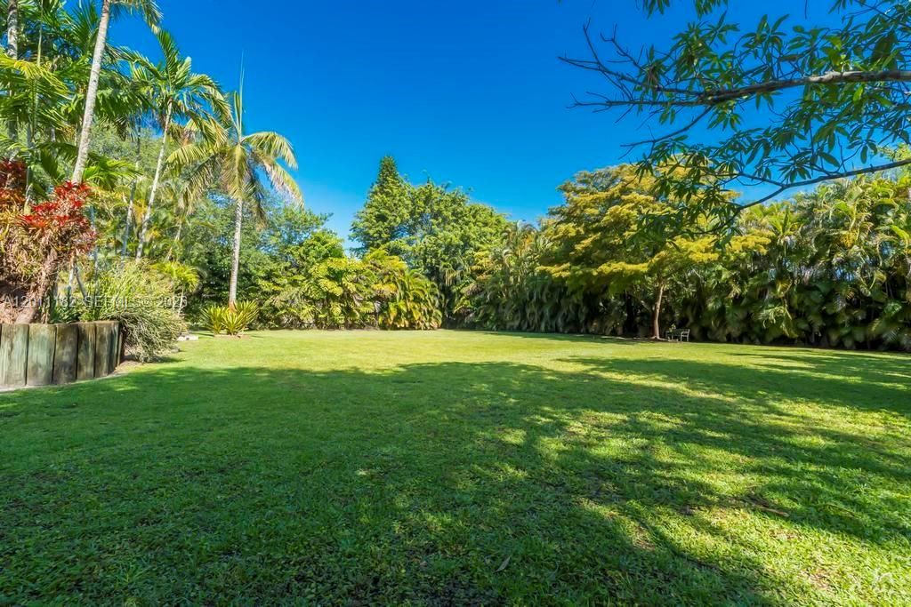 Activo con contrato: $1,250,000 (4 camas, 3 baños, 3193 Pies cuadrados)