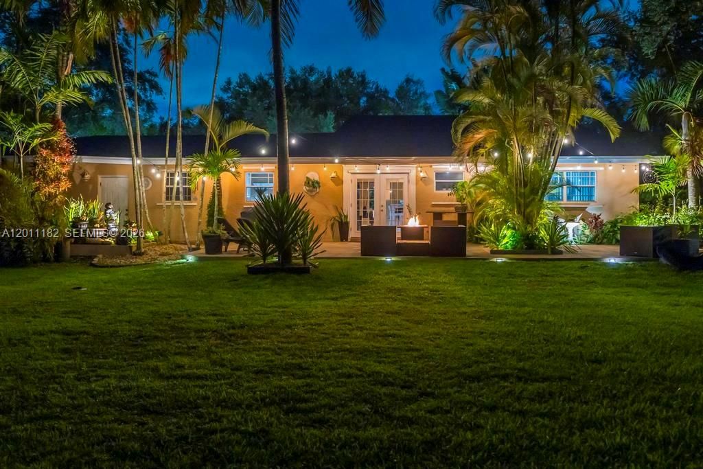 Activo con contrato: $1,250,000 (4 camas, 3 baños, 3193 Pies cuadrados)