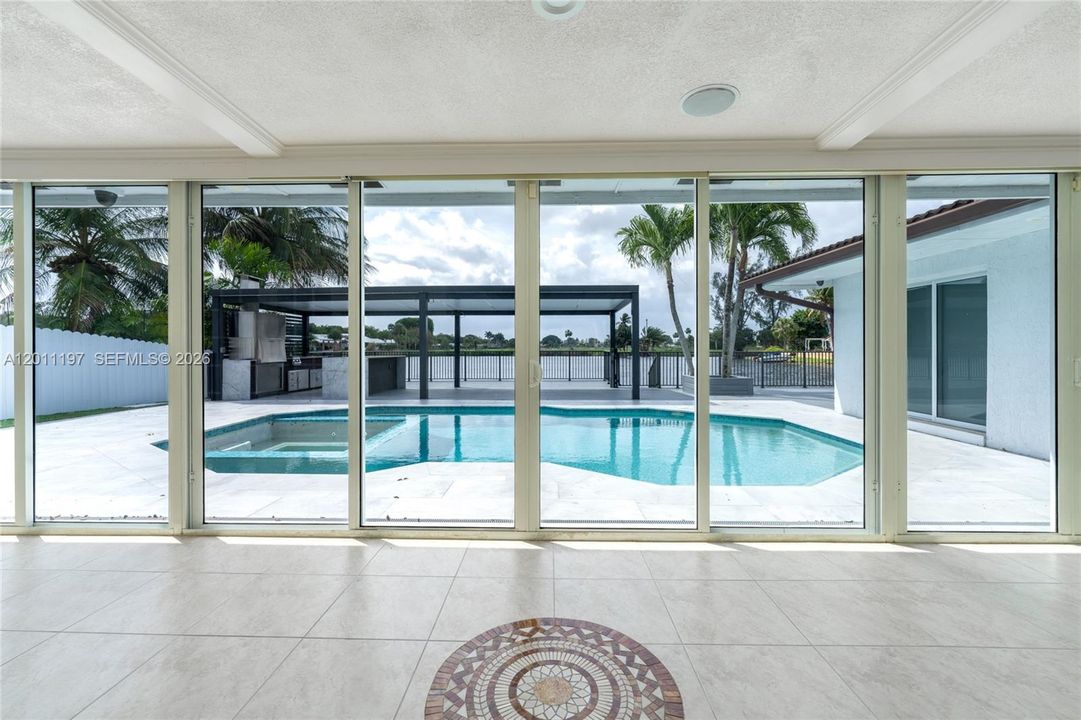 For Sale: $1,399,000 (4 beds, 3 baths, 2426 Square Feet)