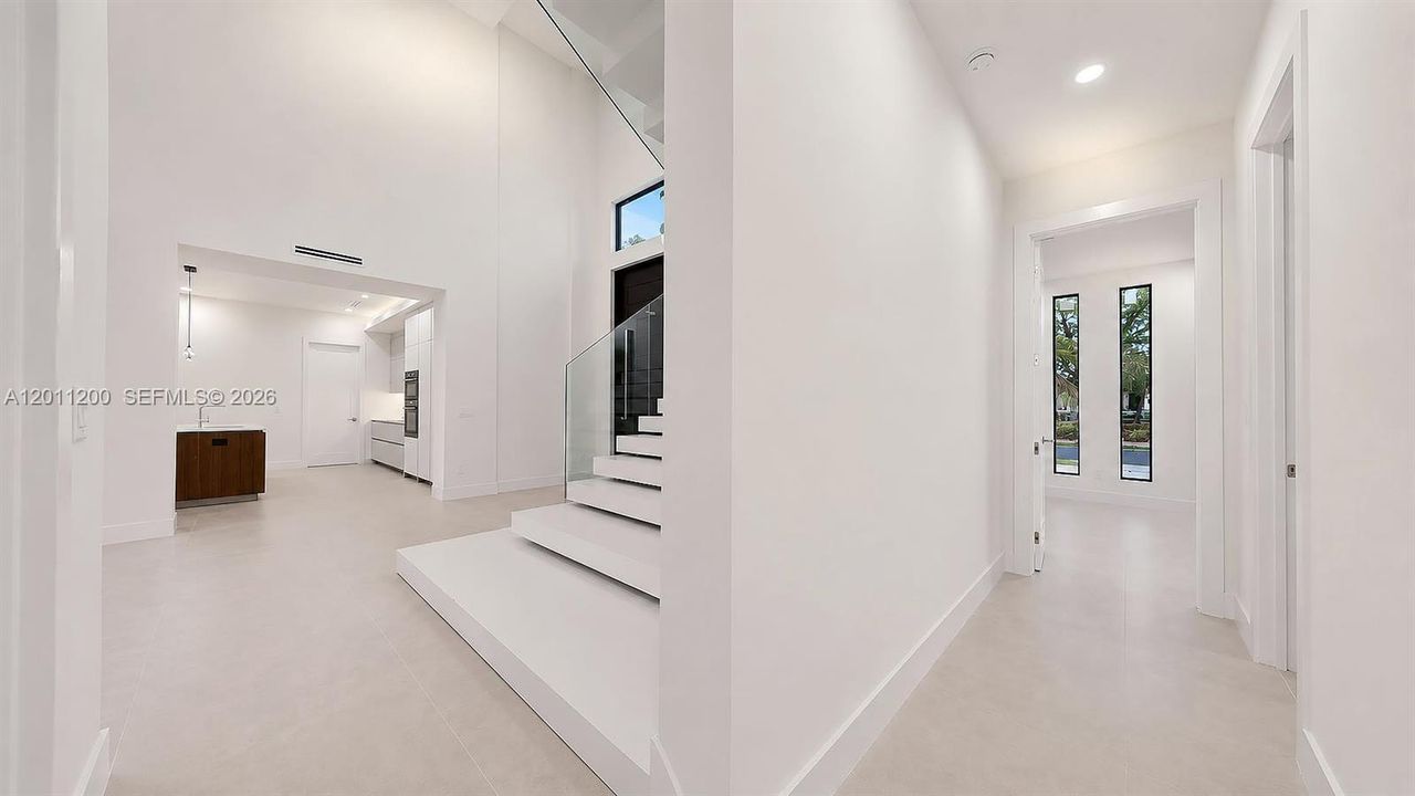 For Sale: $2,499,990 (5 beds, 4 baths, 2940 Square Feet)