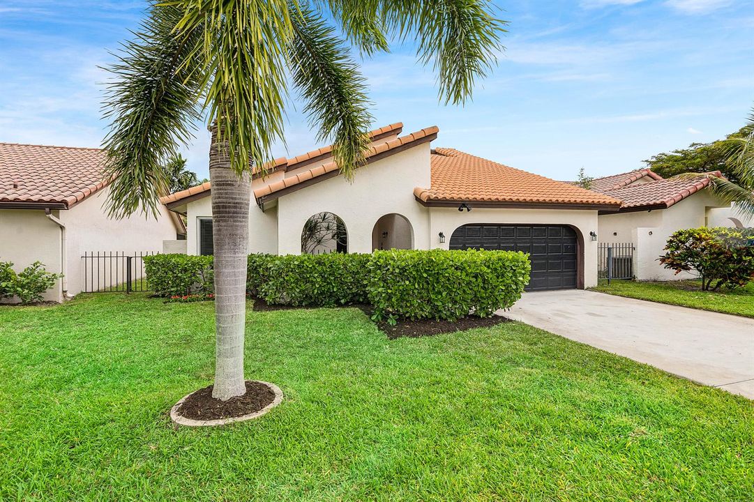 002-7674SolimarCircle-BocaRaton-FL-33433