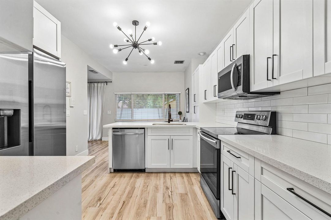023-7674SolimarCircle-BocaRaton-FL-33433