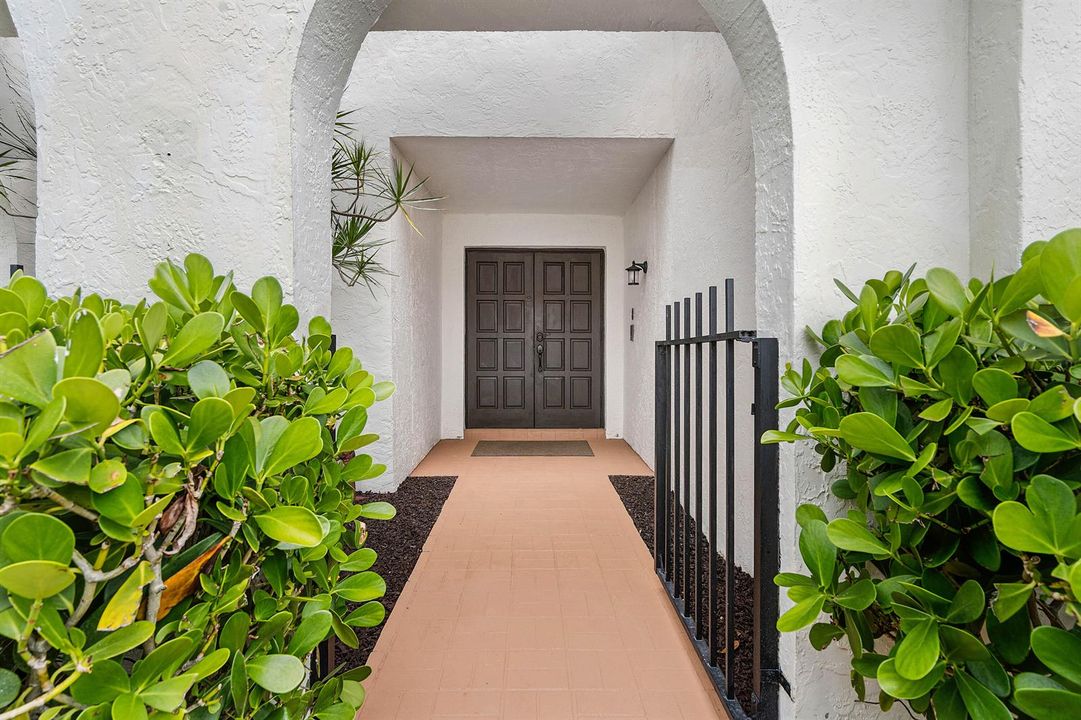 004-7674SolimarCircle-BocaRaton-FL-33433