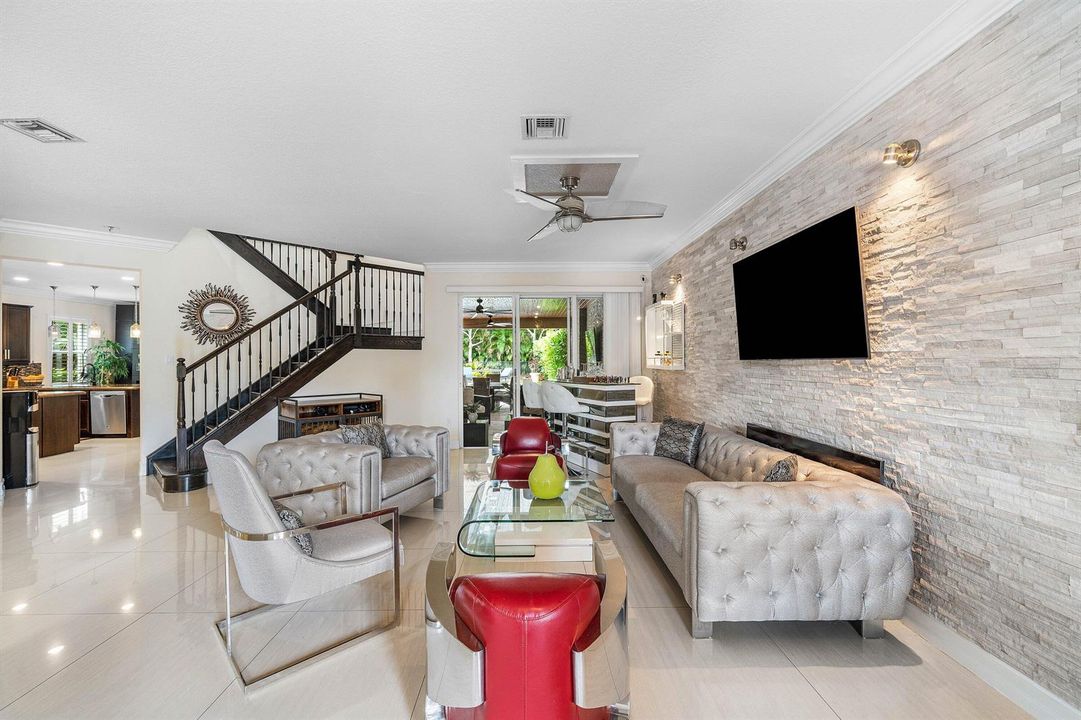 005-11565MantovaBayCircle-BoyntonBeach-F