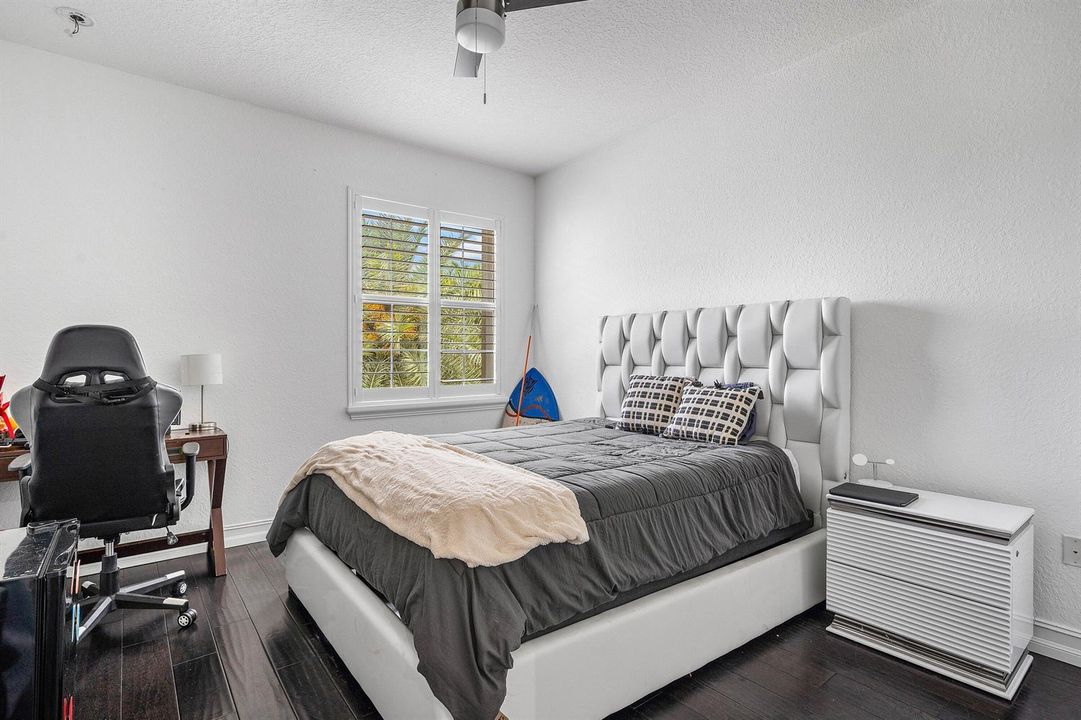 041-11565MantovaBayCircle-BoyntonBeach-F