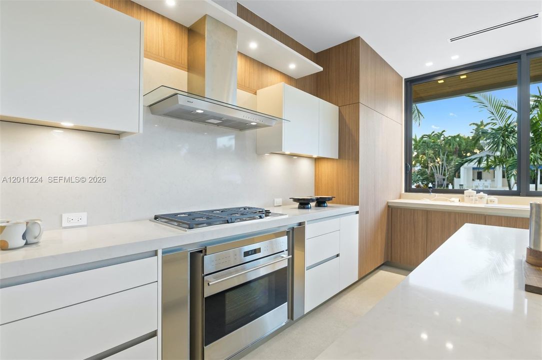 En Renta: $35,000 (4 camas, 4 baños, 4036 Pies cuadrados)