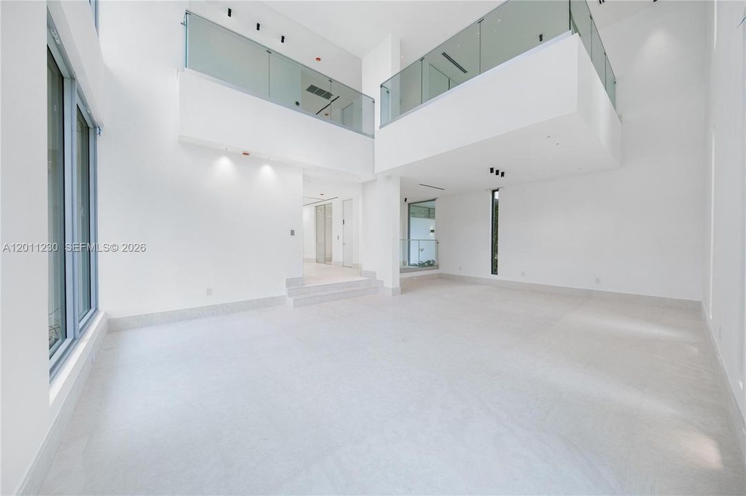For Sale: $12,999,000 (6 beds, 7 baths, 9035 Square Feet)