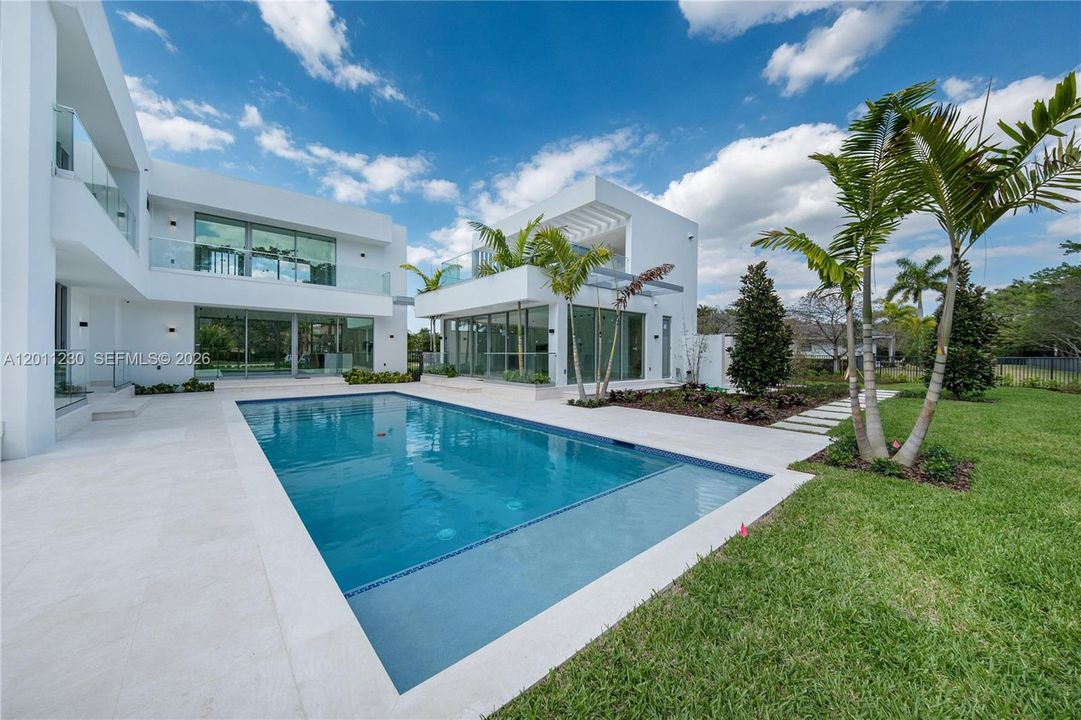 For Sale: $12,999,000 (6 beds, 7 baths, 9035 Square Feet)
