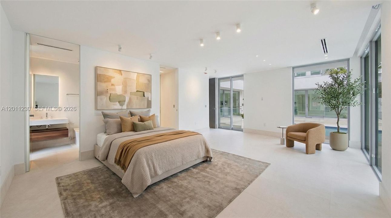 For Sale: $12,999,000 (6 beds, 7 baths, 9035 Square Feet)