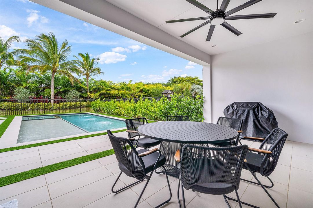 043-8124CrystalDownsAvenue-BocaRaton-FL-