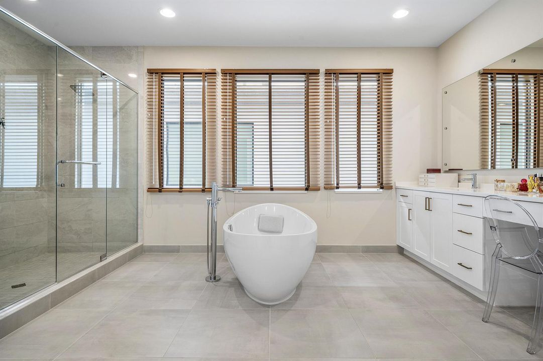 027-8124CrystalDownsAvenue-BocaRaton-FL-