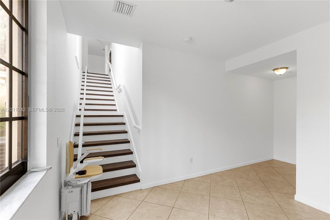 Active With Contract: $699,000 (3 beds, 2 baths, 2290 Square Feet)