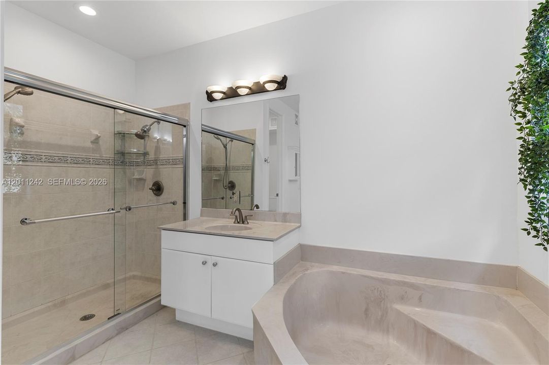 Active With Contract: $699,000 (3 beds, 2 baths, 2290 Square Feet)