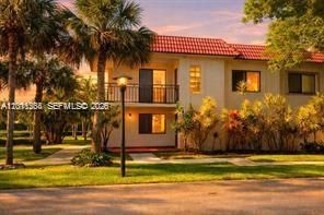 Active With Contract: $325,000 (2 beds, 2 baths, 1235 Square Feet)