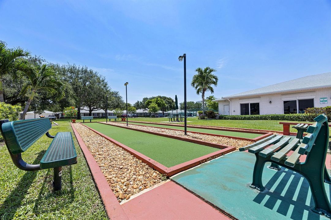 Boccee Courts
