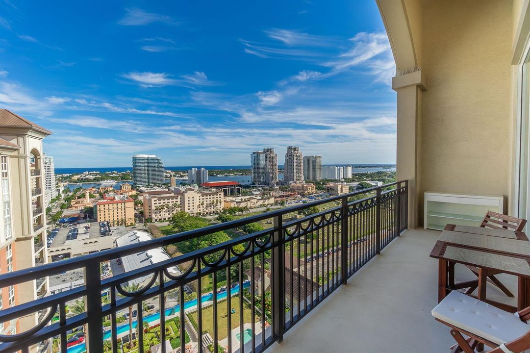 Stunning Penthouse Views of the Ocean