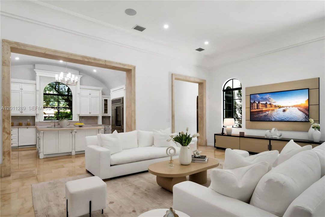 Recently Sold: $12,850,000 (7 beds, 6 baths, 6702 Square Feet)