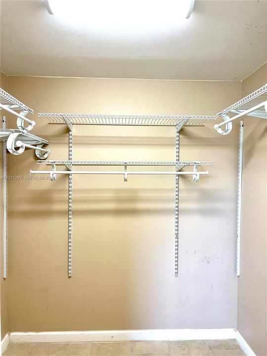En Venta: $149,900 (2 camas, 2 baños, 990 Pies cuadrados)