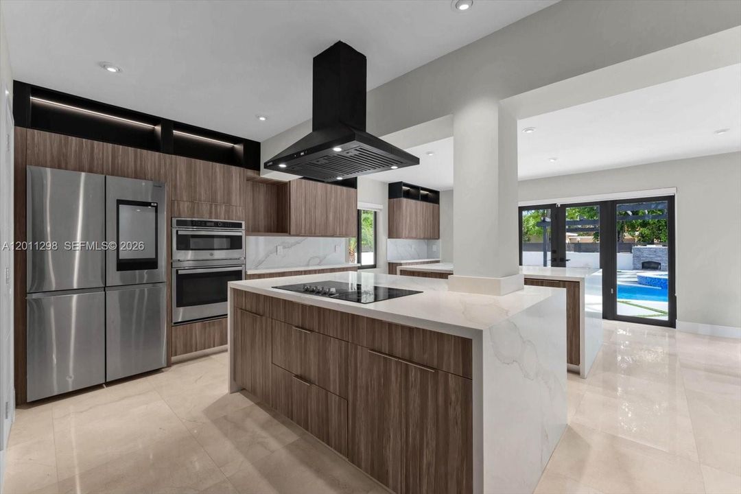 На продажу: $2,499,000 (4 спален, 3 ванн, 2922 Квадратных фут)
