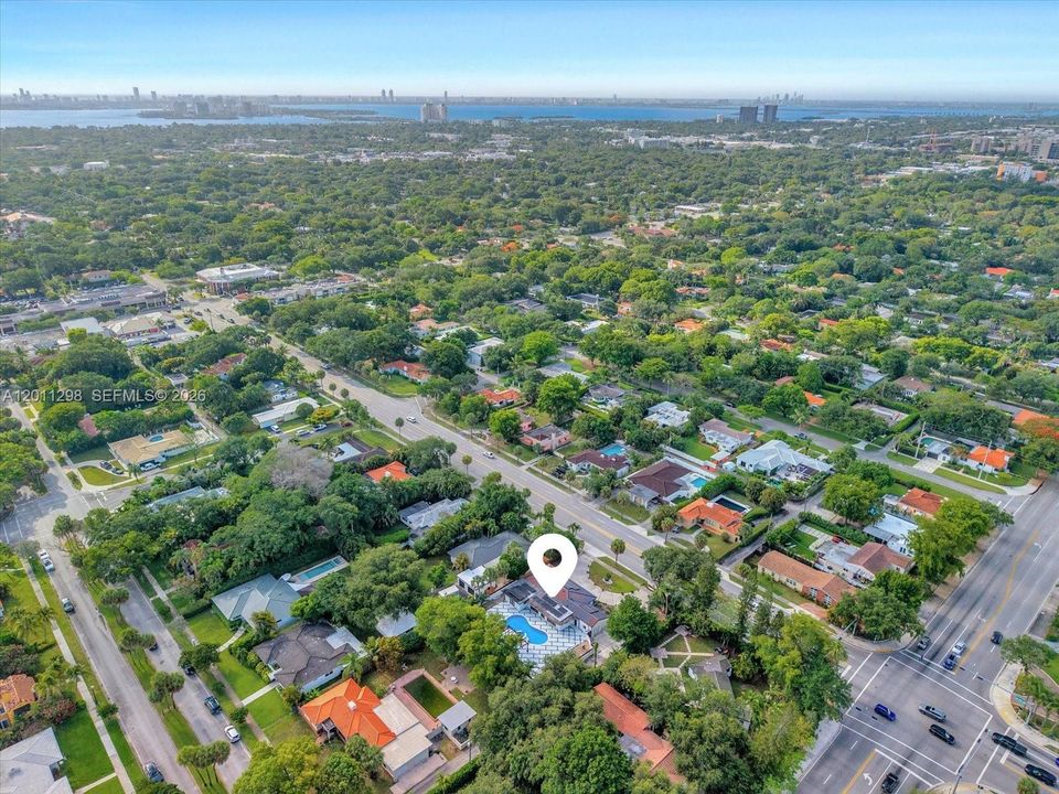 На продажу: $2,499,000 (4 спален, 3 ванн, 2922 Квадратных фут)