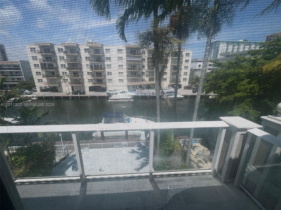 En Venta: $1,799,000 (3 camas, 3 baños, 3195 Pies cuadrados)