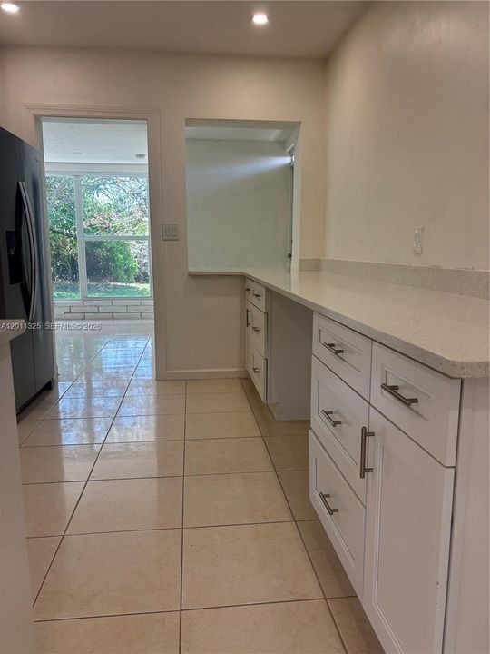 Activo con contrato: $445,000 (3 camas, 2 baños, 1511 Pies cuadrados)