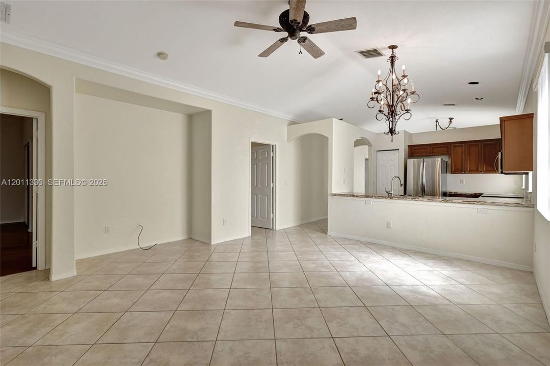 Active With Contract: $3,650 (3 beds, 2 baths, 1774 Square Feet)