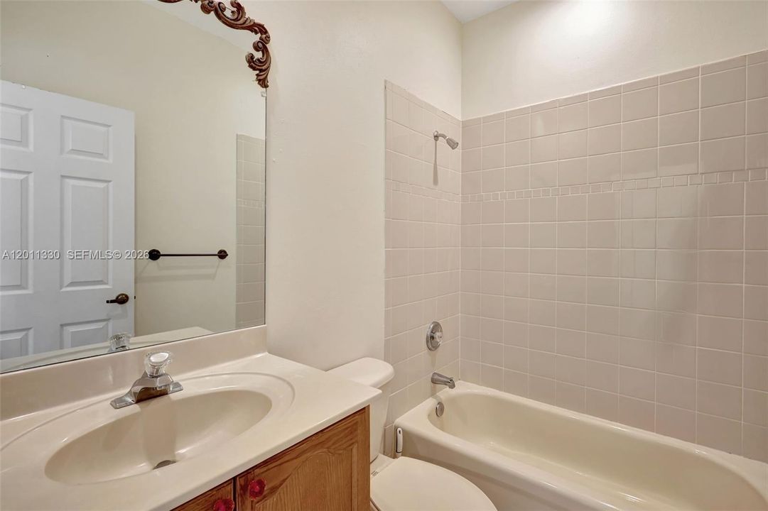 Active With Contract: $3,650 (3 beds, 2 baths, 1774 Square Feet)