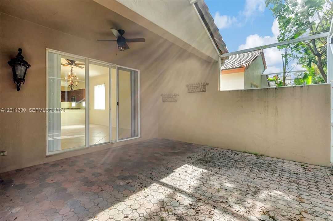 Active With Contract: $3,650 (3 beds, 2 baths, 1774 Square Feet)