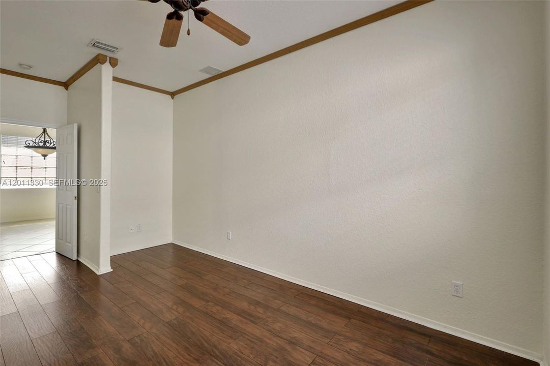 Active With Contract: $3,650 (3 beds, 2 baths, 1774 Square Feet)