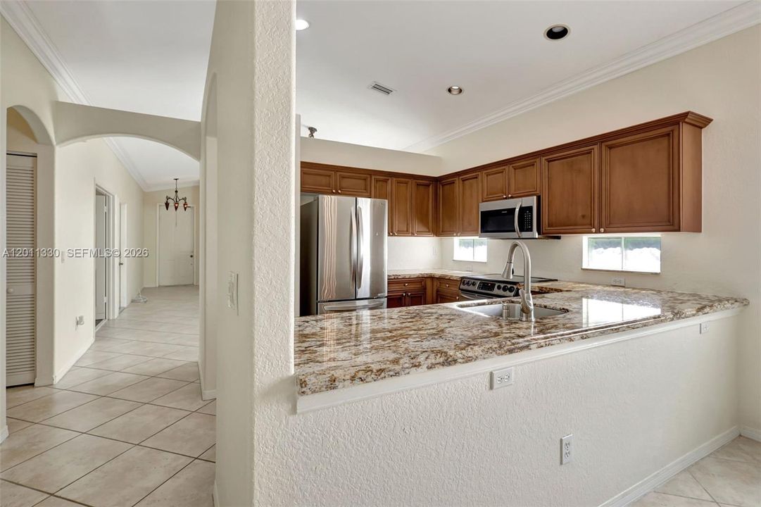 Active With Contract: $3,650 (3 beds, 2 baths, 1774 Square Feet)