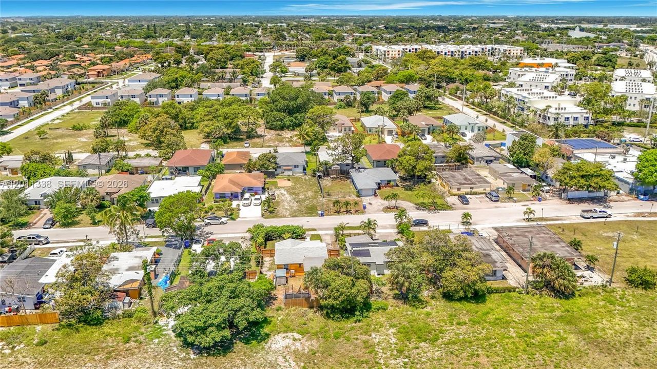 En Venta: $365,000 (2 camas, 1 baños, 849 Pies cuadrados)