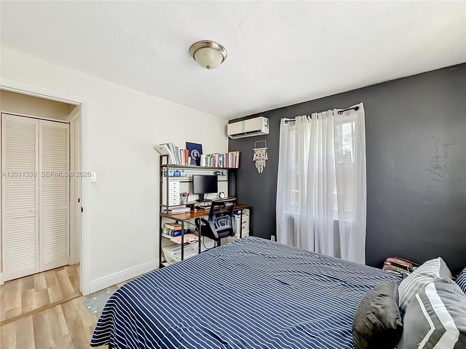 En Venta: $365,000 (2 camas, 1 baños, 849 Pies cuadrados)