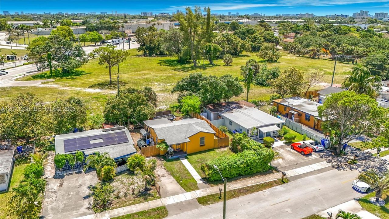 En Venta: $365,000 (2 camas, 1 baños, 849 Pies cuadrados)