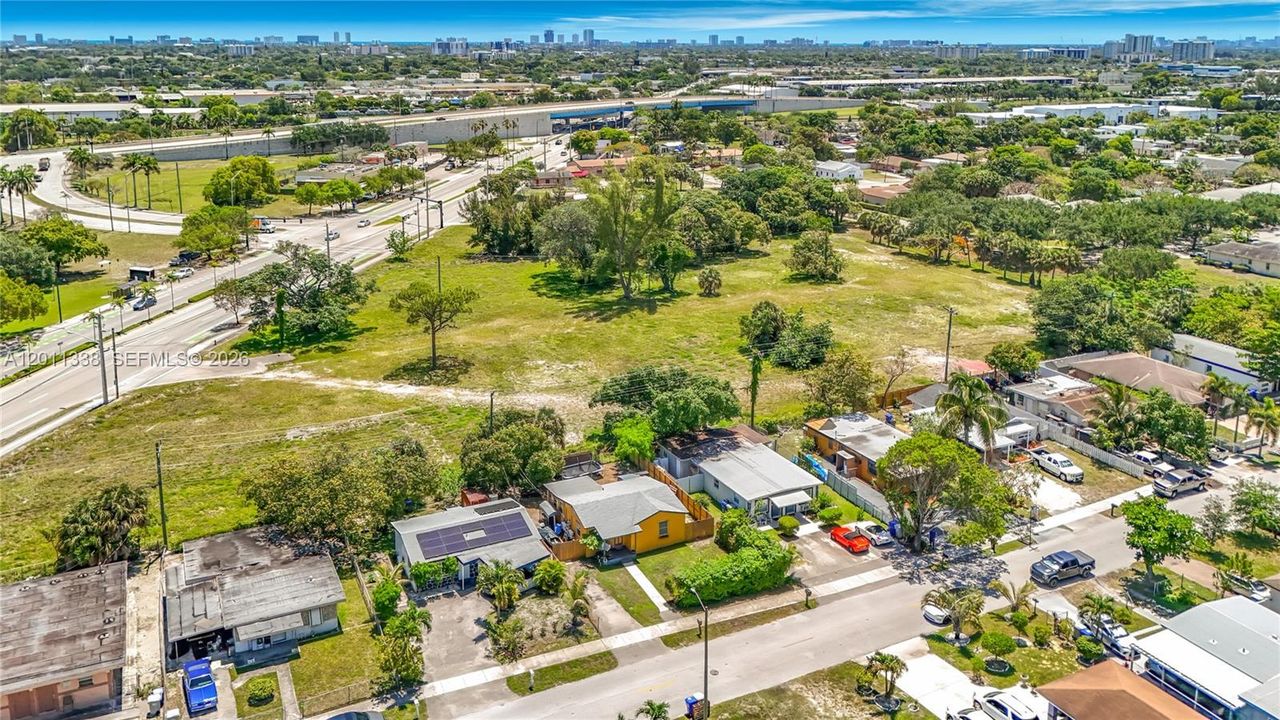 En Venta: $365,000 (2 camas, 1 baños, 849 Pies cuadrados)