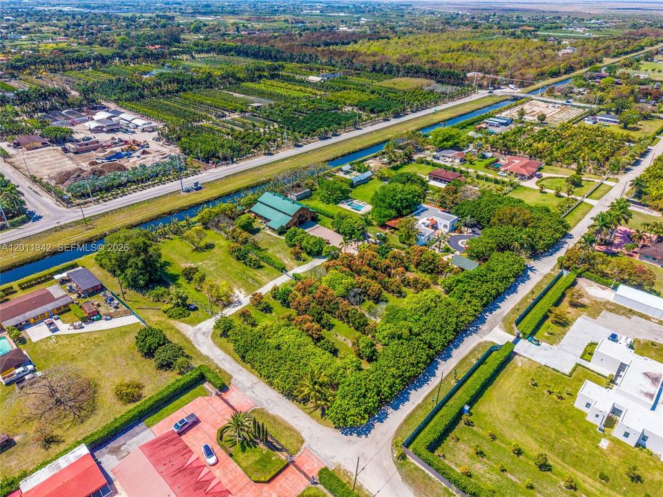 En Venta: $6,900,000 (4 camas, 2 baños, 6667 Pies cuadrados)