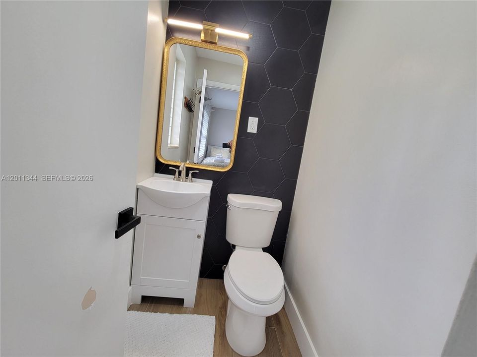 For Rent: $5,900 (3 beds, 2 baths, 1092 Square Feet)