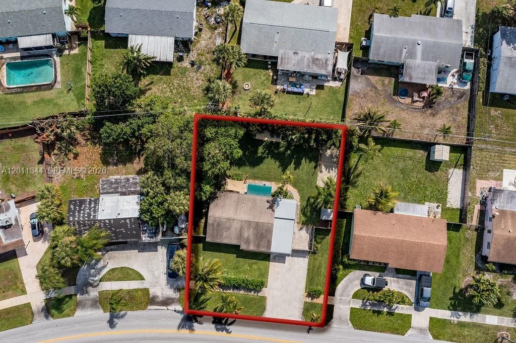For Rent: $5,900 (3 beds, 2 baths, 1092 Square Feet)