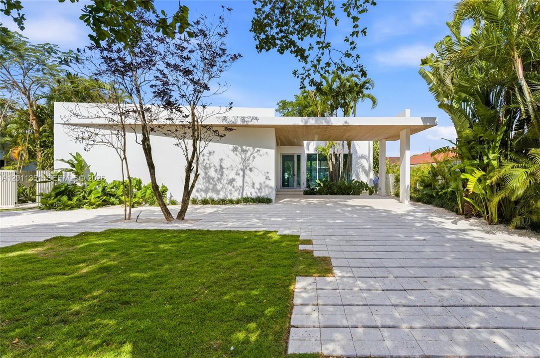 For Sale: $2,600,000 (4 beds, 4 baths, 3445 Square Feet)