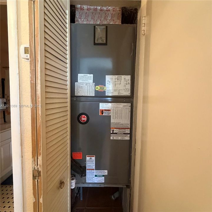 Activo con contrato: $599,000 (3 camas, 2 baños, 1537 Pies cuadrados)