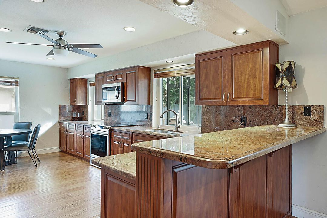 12_4422_Brandywine_Drive12_mls