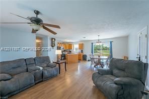 En Venta: $257,500 (3 camas, 2 baños, 0 Pies cuadrados)