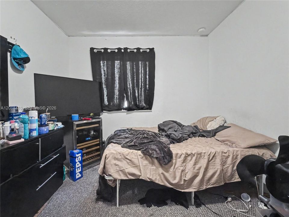 For Sale: $389,000 (4 beds, 3 baths, 1338 Square Feet)
